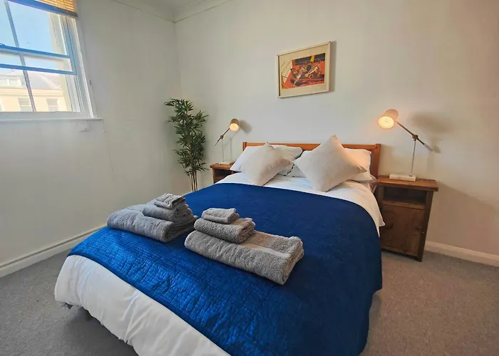 Stunning Seafront Flat,St Leonards